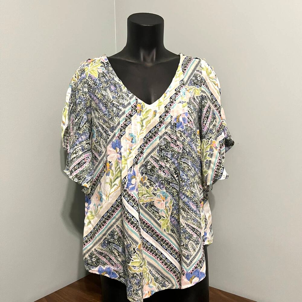 Maeve Top Size 0 Medium Floral Flutter Sleeve Maya